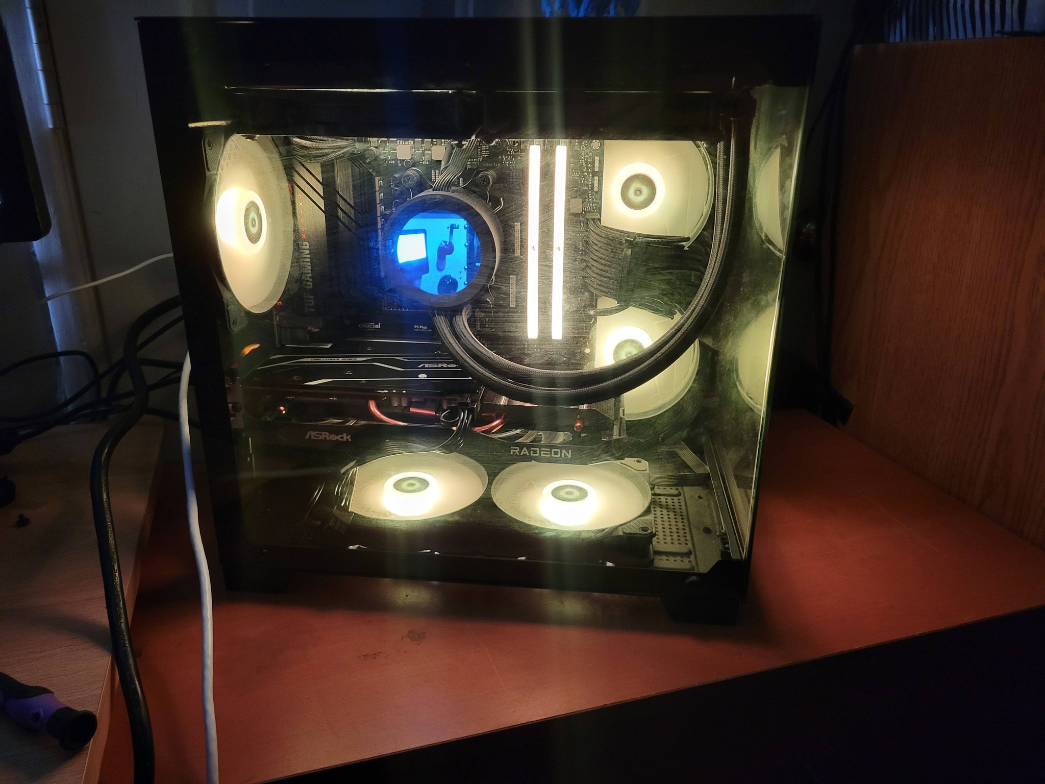 Ryzen 5 7600x gaming pc with rx 6600