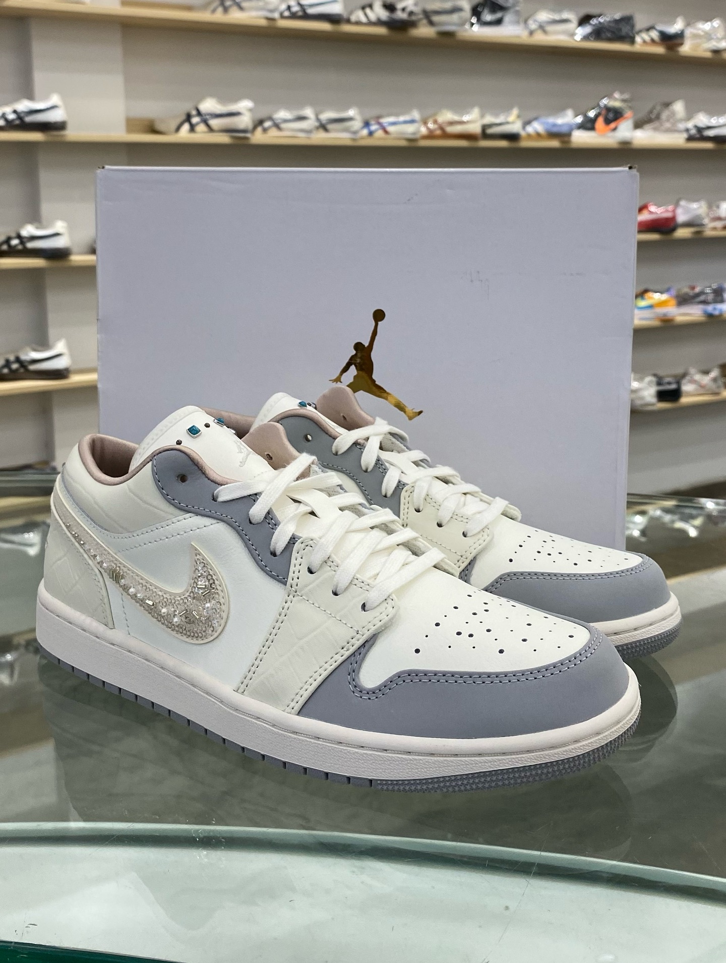 Jordan 1 Low 