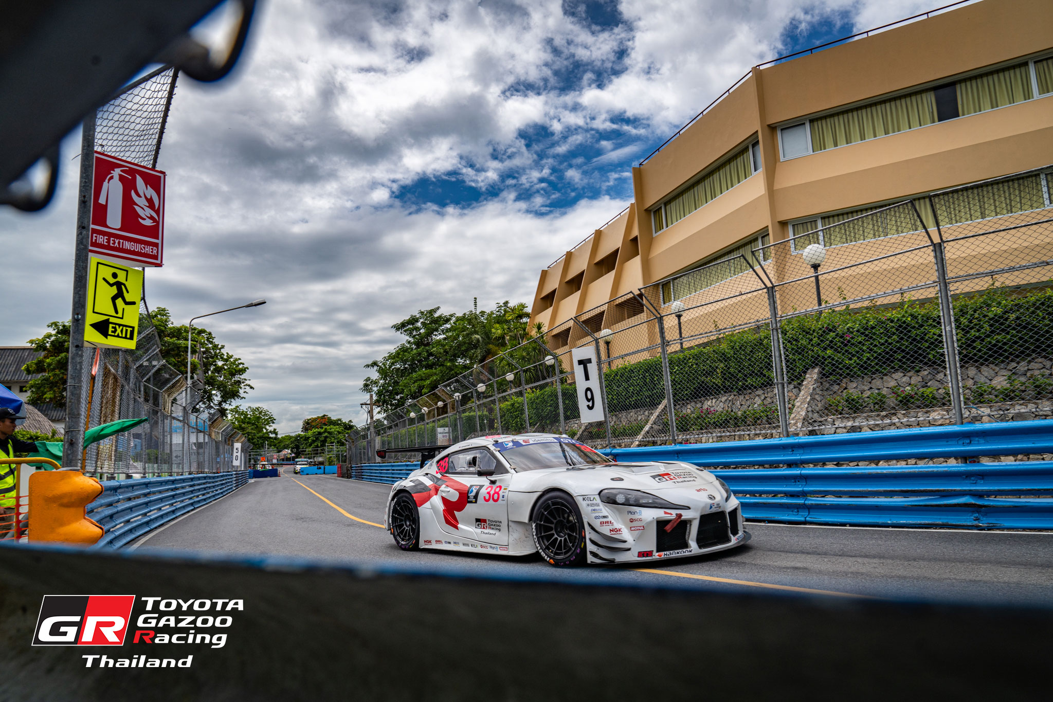 RACE DAY!!! 🌴🌴🌴🚗🌴🌴🌴... - TOYOTA GAZOO Racing Team Thailand