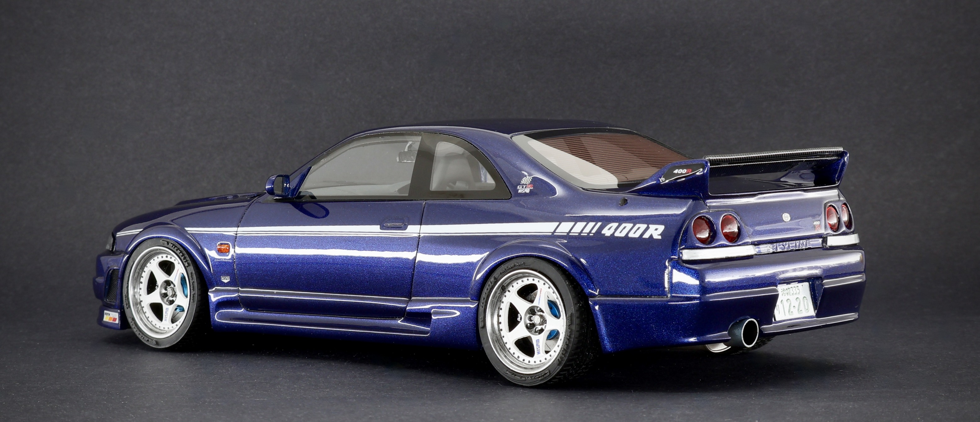 MakeUp 1/18 EML102D NISMO 400R 1996 White