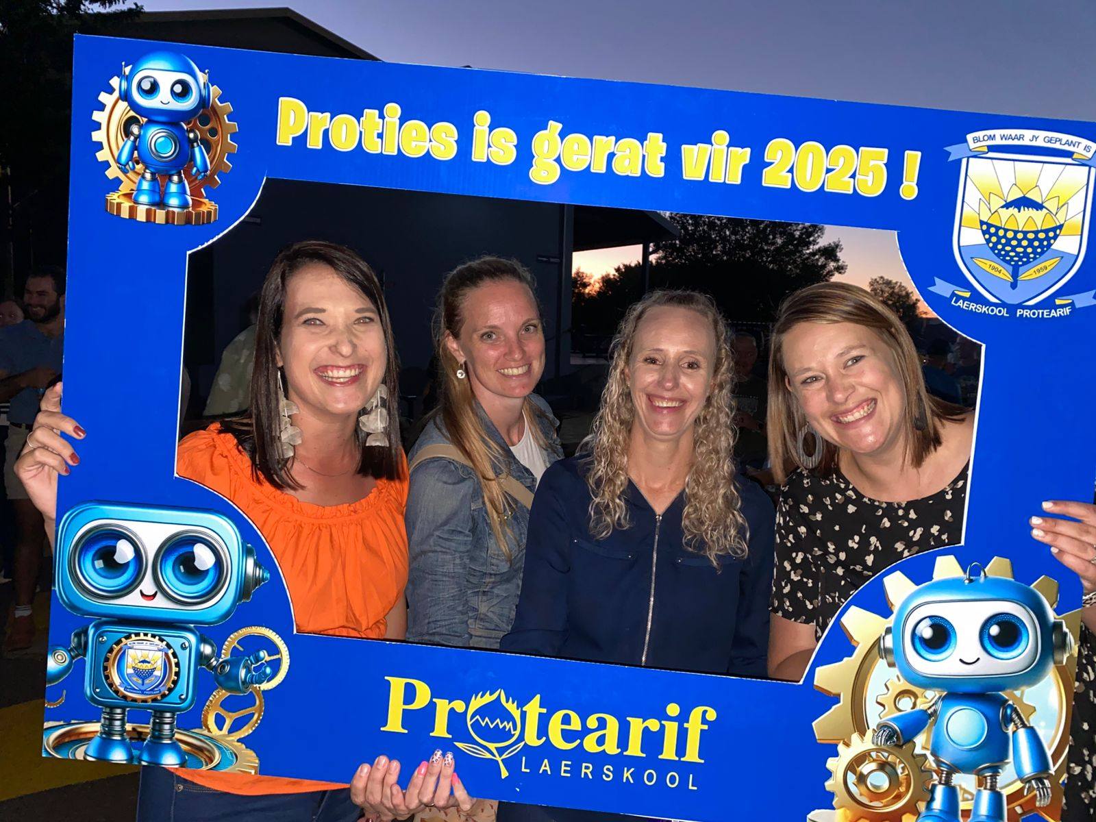 Laerskool Protearif... - Laerskool Protearif -Amptelik