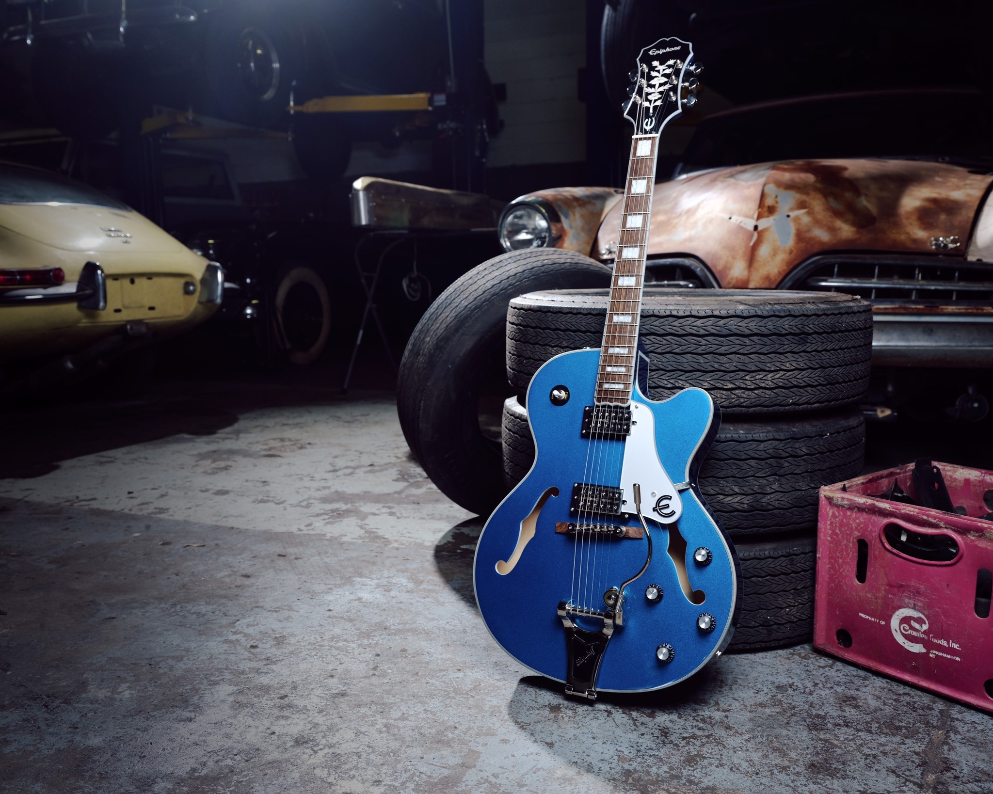 Swinging into the weekend with the Epiphone Swingster #epiphone