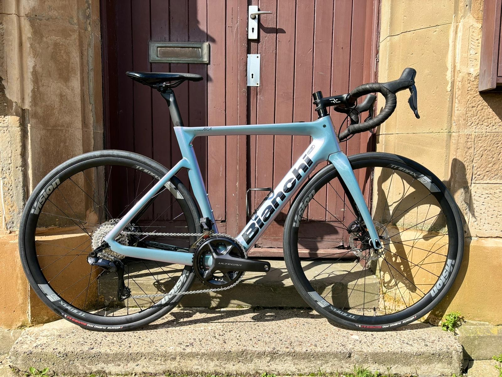 The paint job that will never grow old. Bianchi