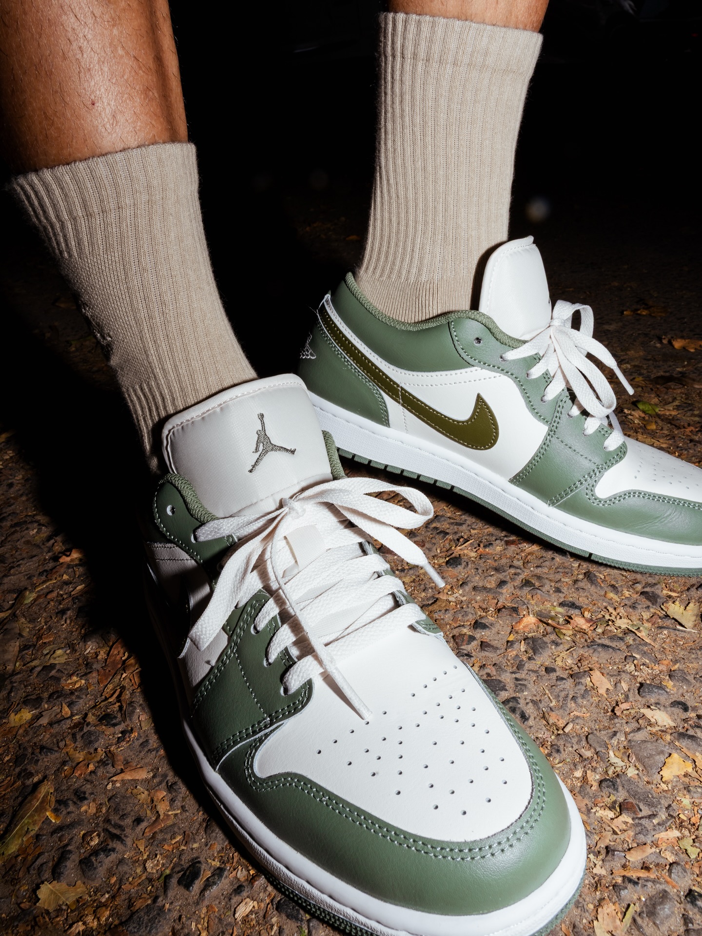 AIR JORDAN 1 LOW VINTAGE LICHEN/MEDIUM OLIVE-SUMMIT WHITE ₹ 8,995 