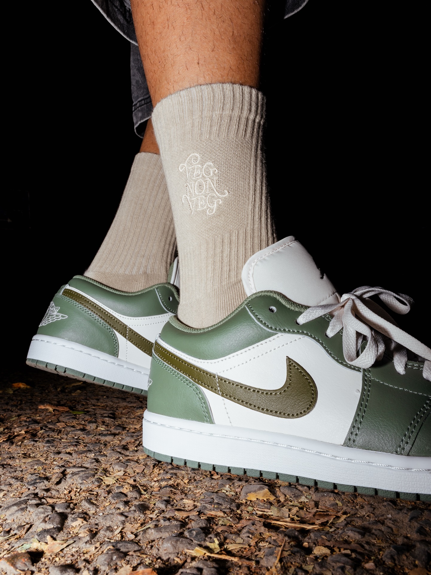 AIR JORDAN 1 LOW VINTAGE LICHEN/MEDIUM OLIVE-SUMMIT WHITE ₹ 8,995 