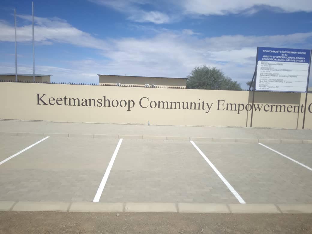Sign Factory - Keetmanshoop Community getting sign writing... | Facebook