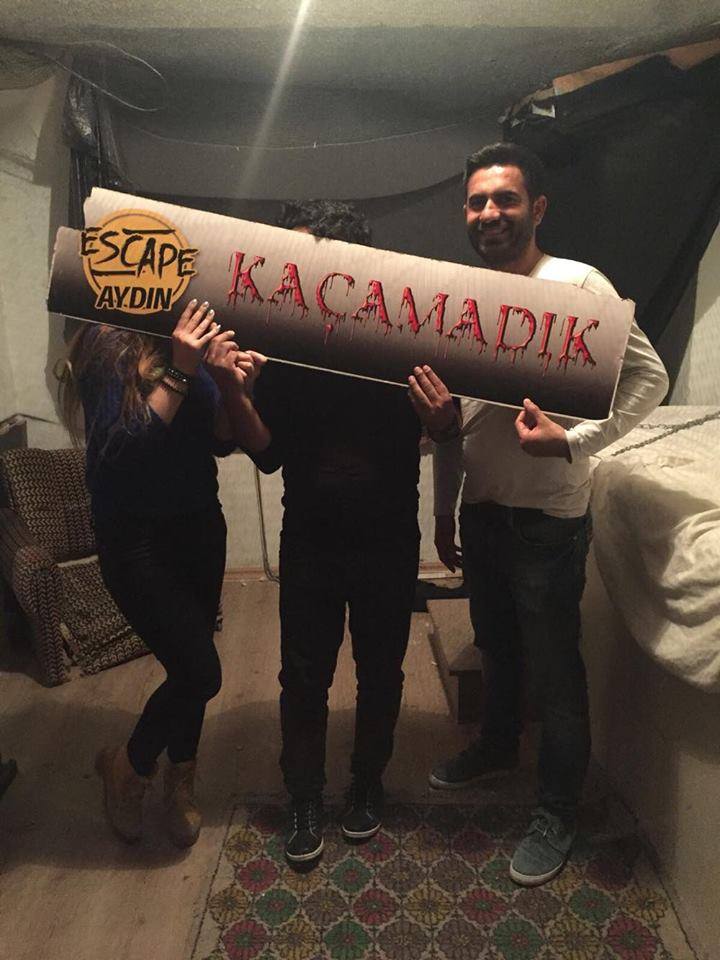 escape aydin korku temali evden kacis oyunu ana sayfa facebook