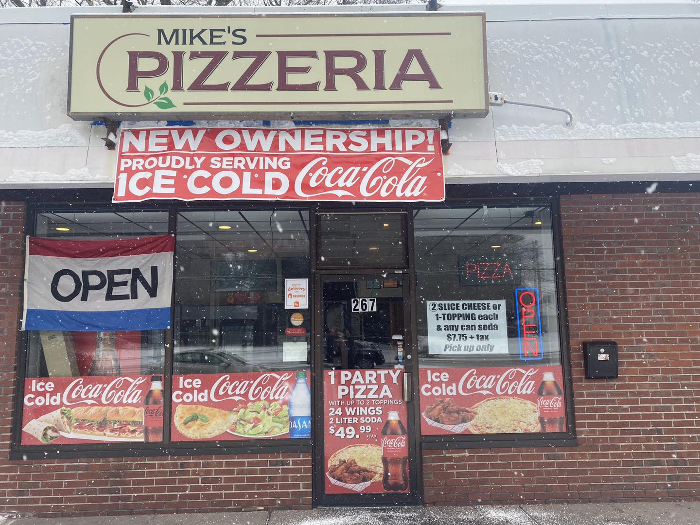Mike's Pizzeria | Manchester CT