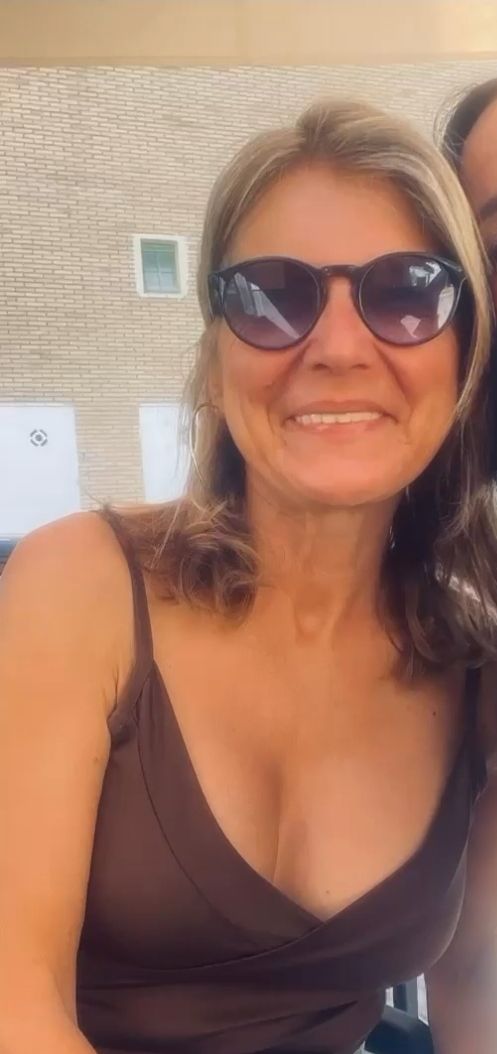 Ana Isabel Flores Riesco