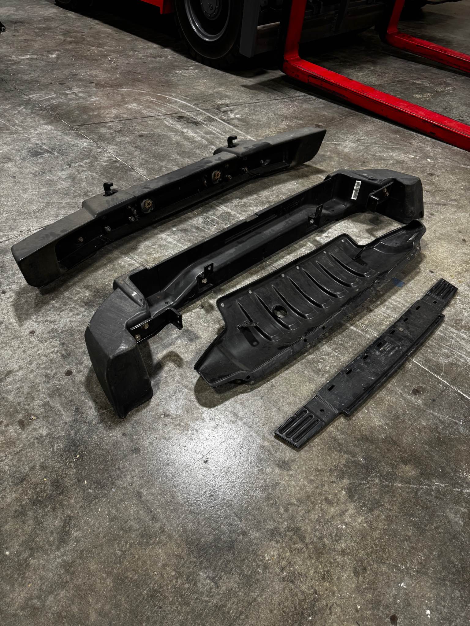 Jeep Wrangler JK OEM Front & Rear Bumpers – Complete Set w/ Tow Hooks