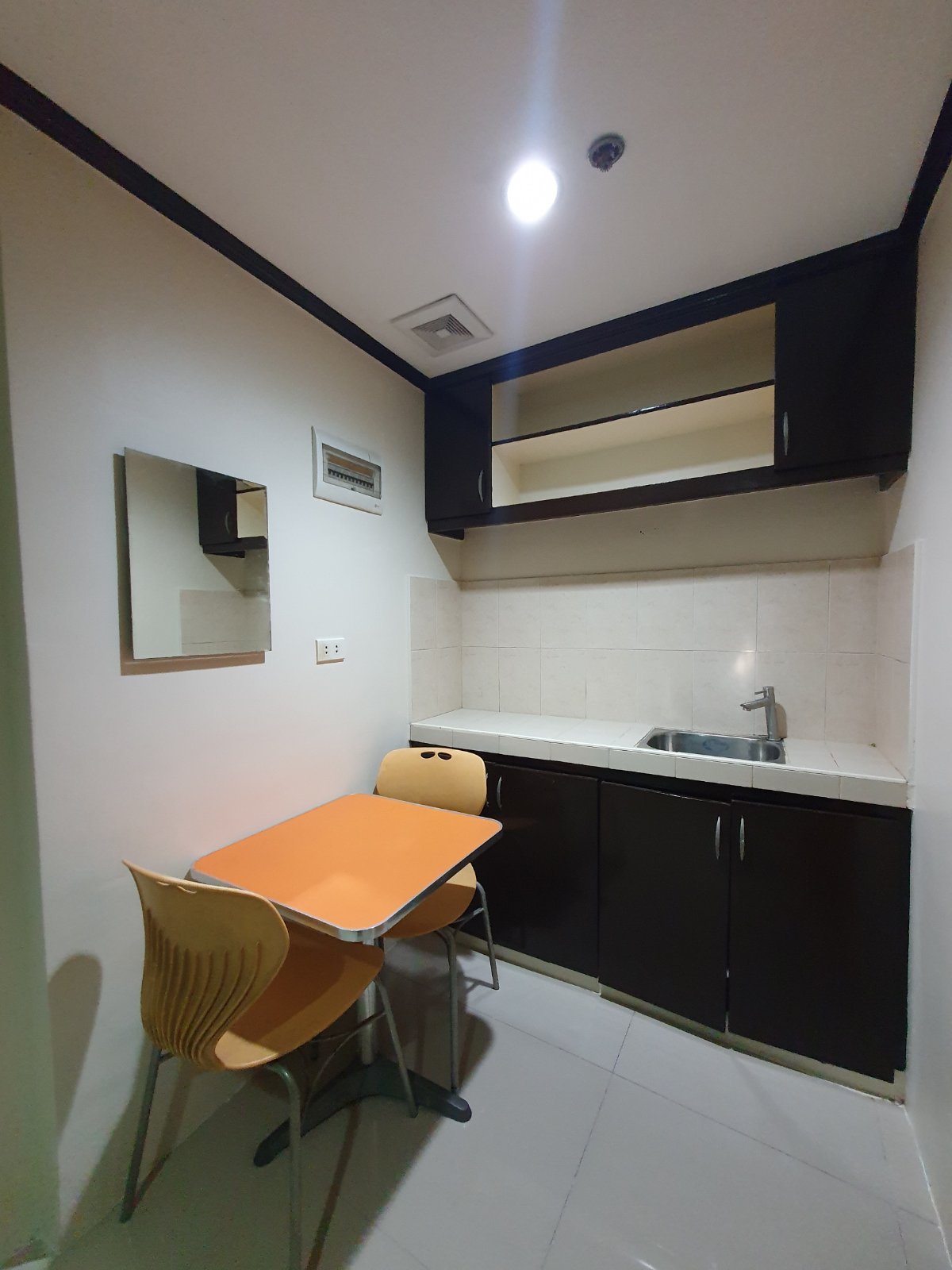 Roomph Buendia