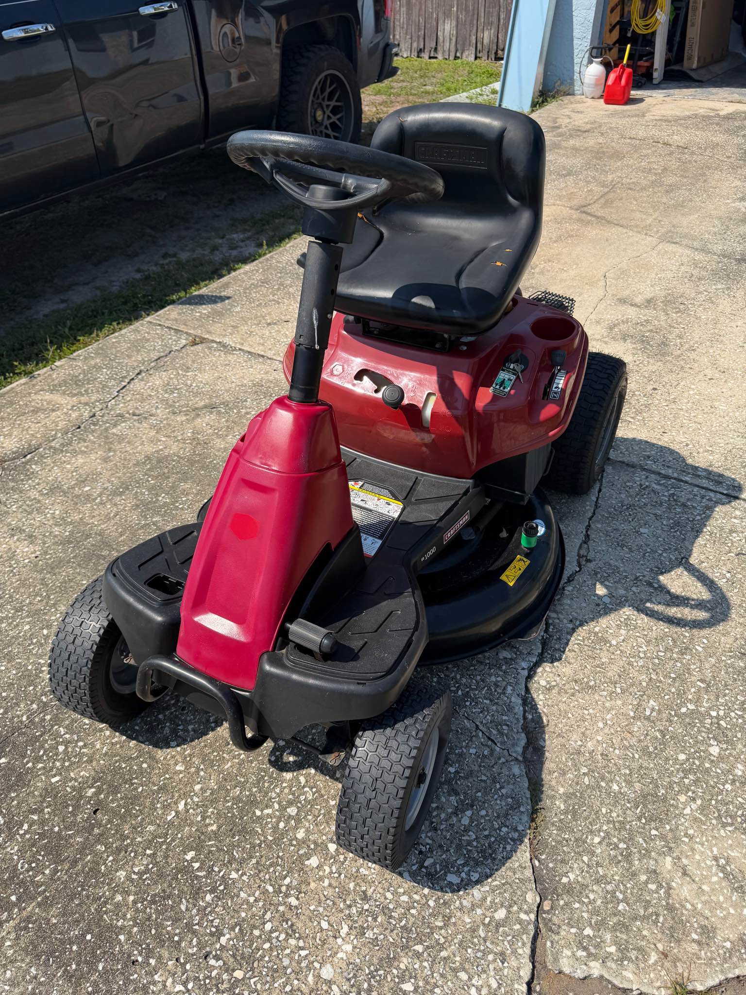 Craftsman R1000 30” riding lawnmower - Lawn Mowers - Pinellas Park ...