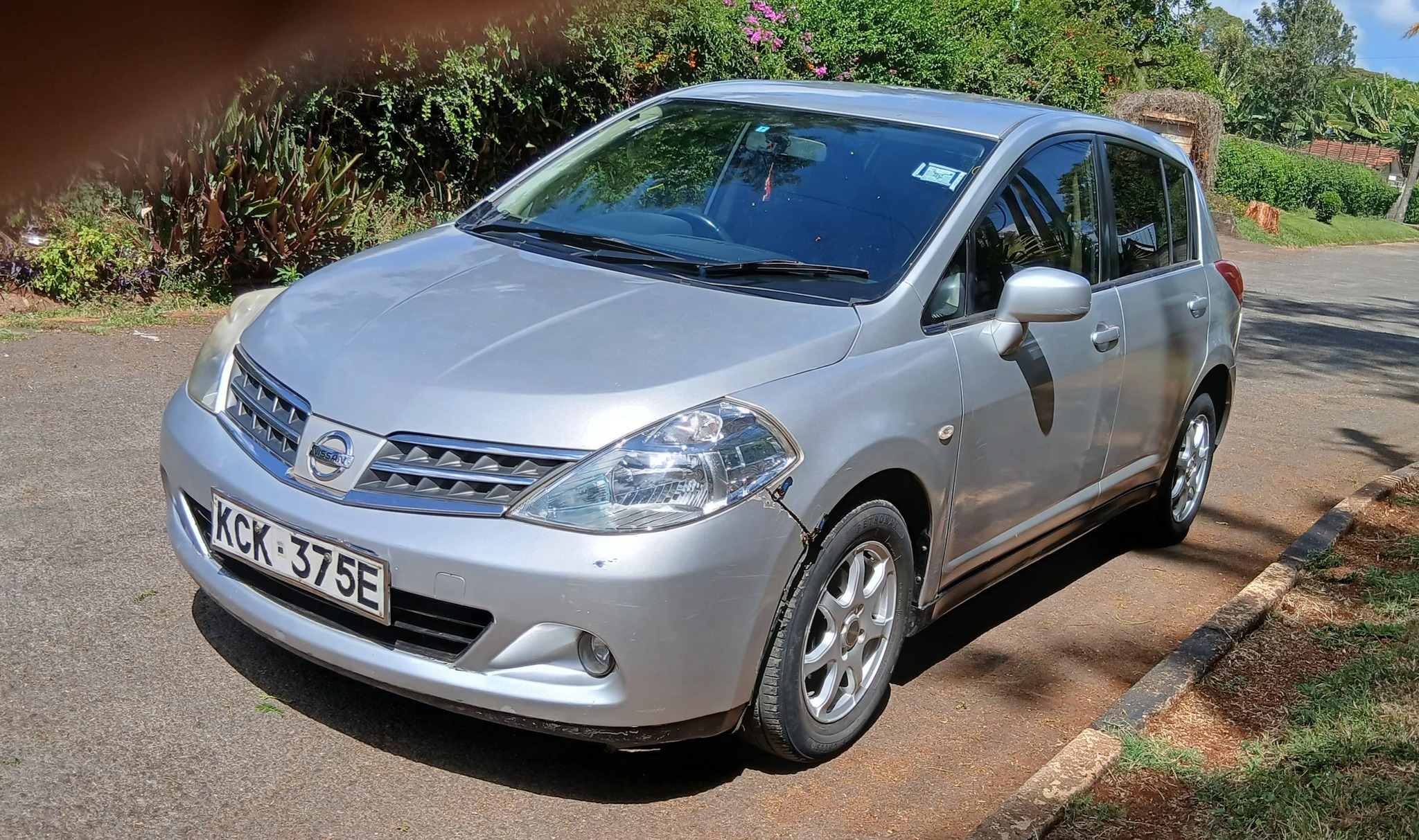 ? FOR SALE – Nissan Tiida (2009 Model) Looking for comfort, space 