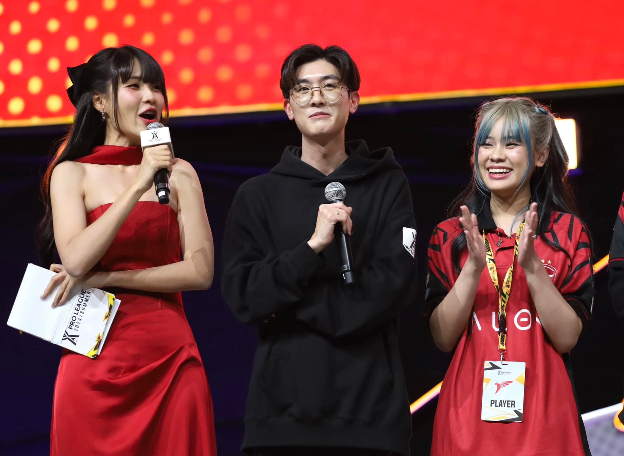 “โอม” พฤทธิ์... - Khaosod E-Sports - ข่าวสดอีสปอร์ต