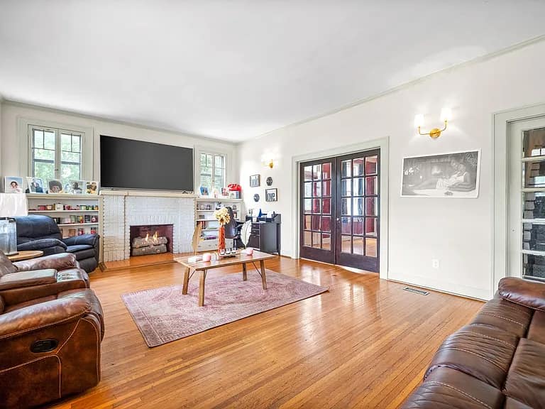 Best HD Pictures about  Keller Williams Clarksville Tn  with No AI Images