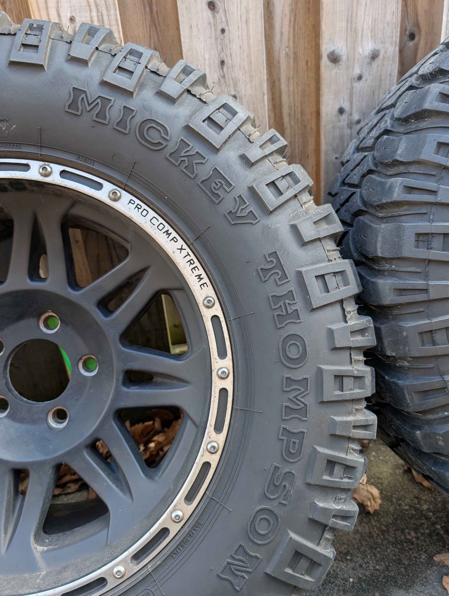 Set of 5, 33x12.5x17 Mickey Thompson MTZ M&S tires on pro comp extreme ...