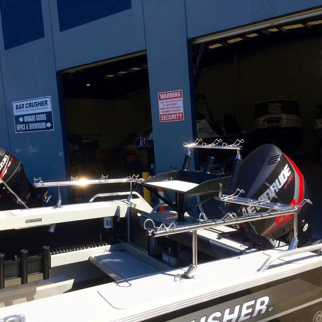 Check out this beast 615C... complete... - Bar Crusher Boats
