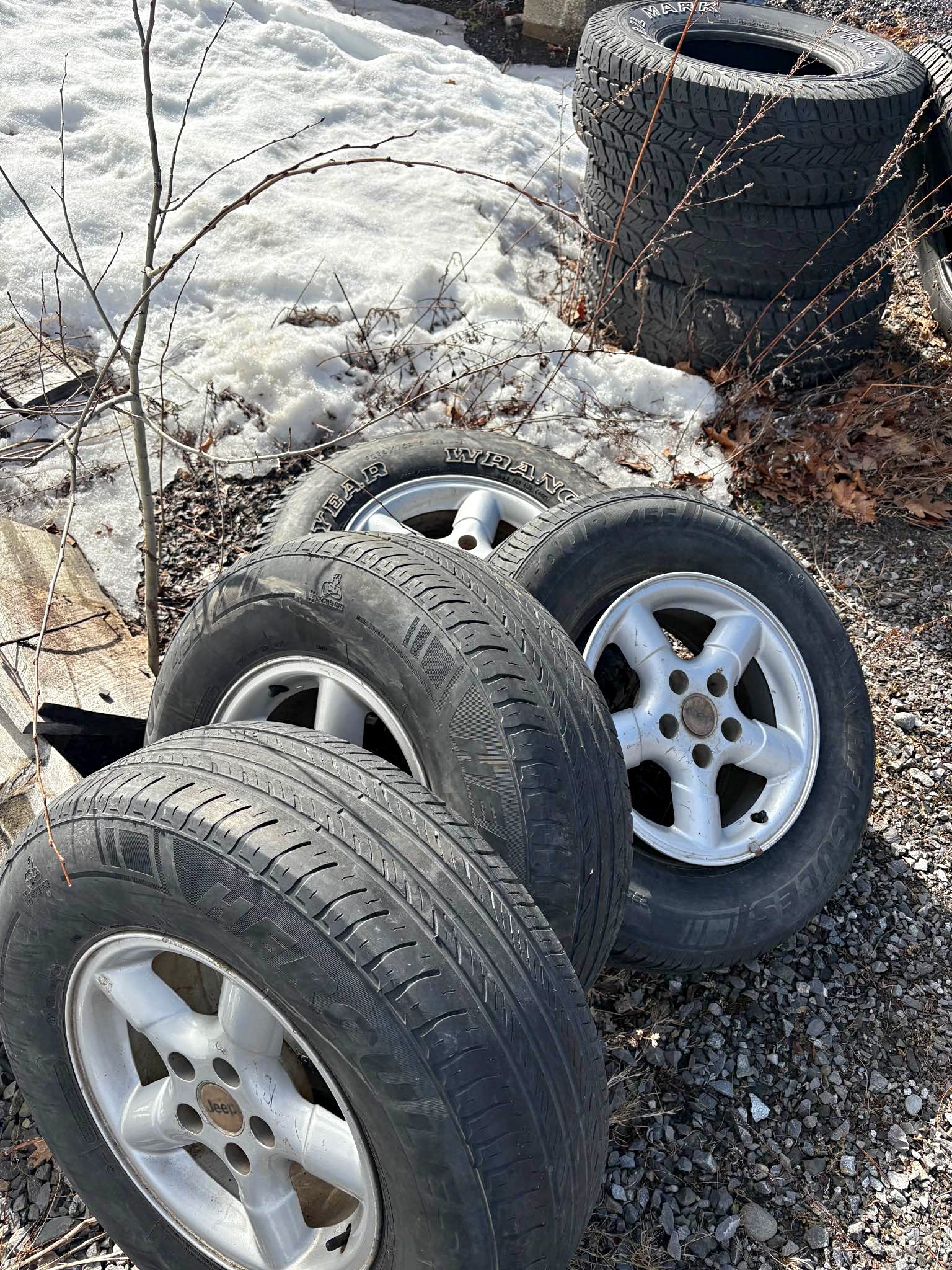 Jeep rims - Car Wheels, Tires & Parts - Fayette, Maine | Facebook ...