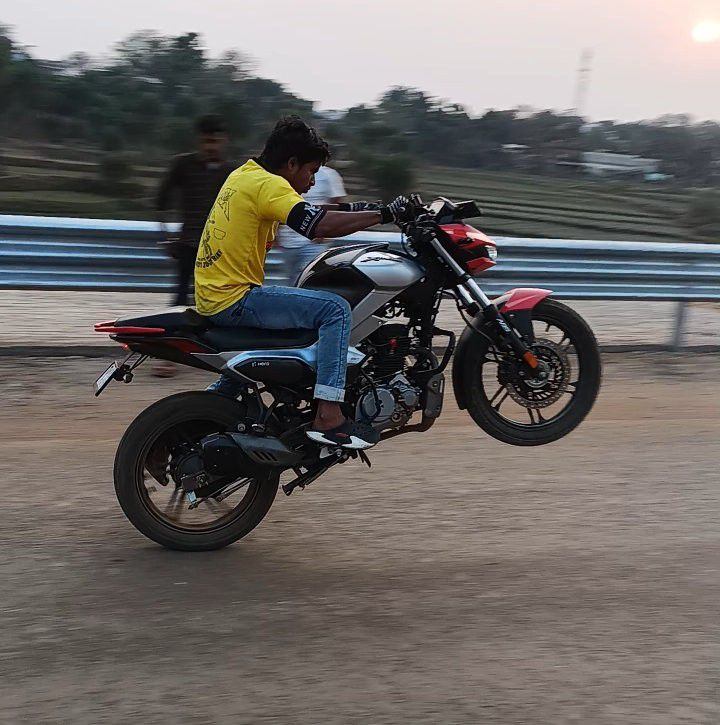 bike running stunt music hindi new short video songs viral trending ...