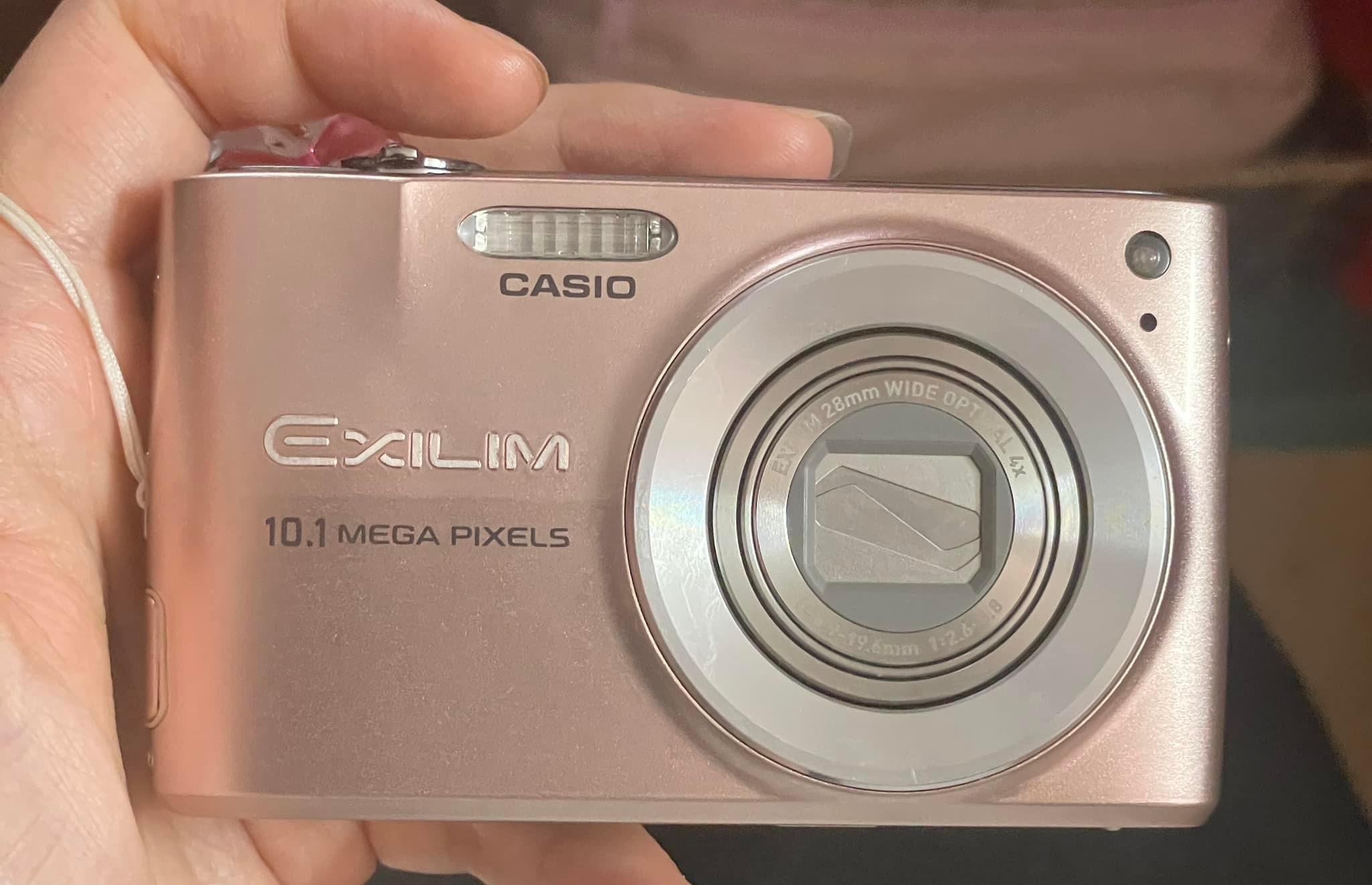 Pass em Casio exilim EX-Z300 Độ Phân Giải : 10.1 mp Chức năng 