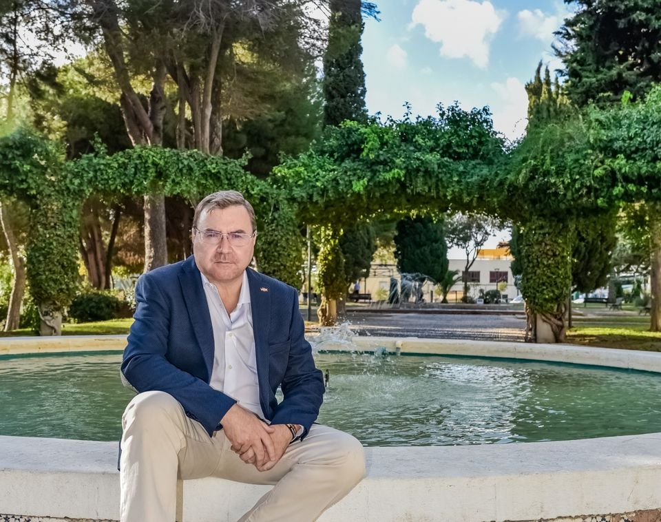 Francisco Ramón Paredes added a... - Francisco Ramón Paredes