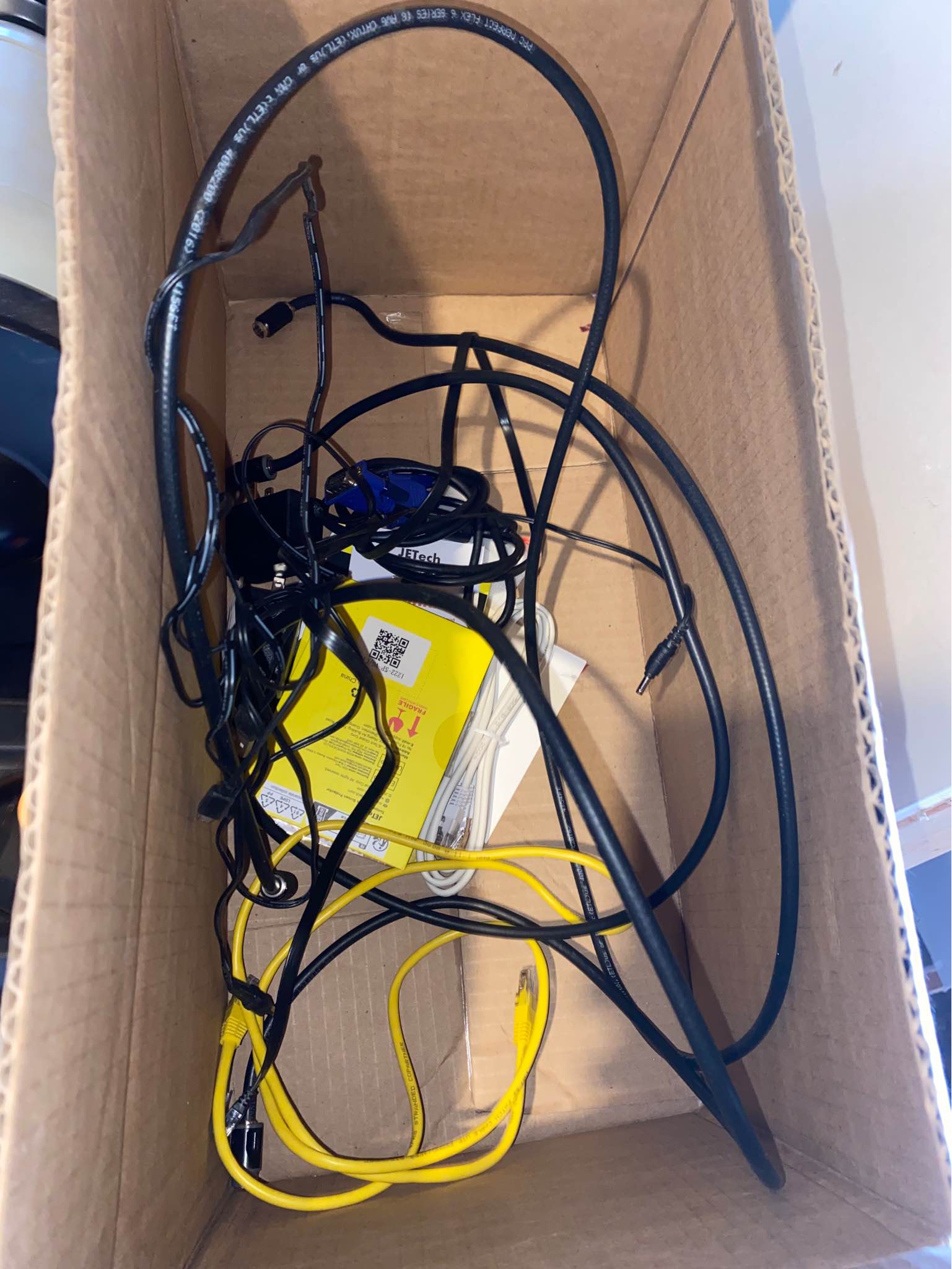 Wifi router and modem - Bridges & Routers - Mount Stewart, Prince ...