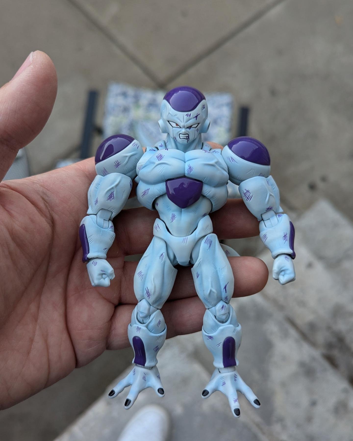Custom repainted Frieza figure by Ferrytale Customs