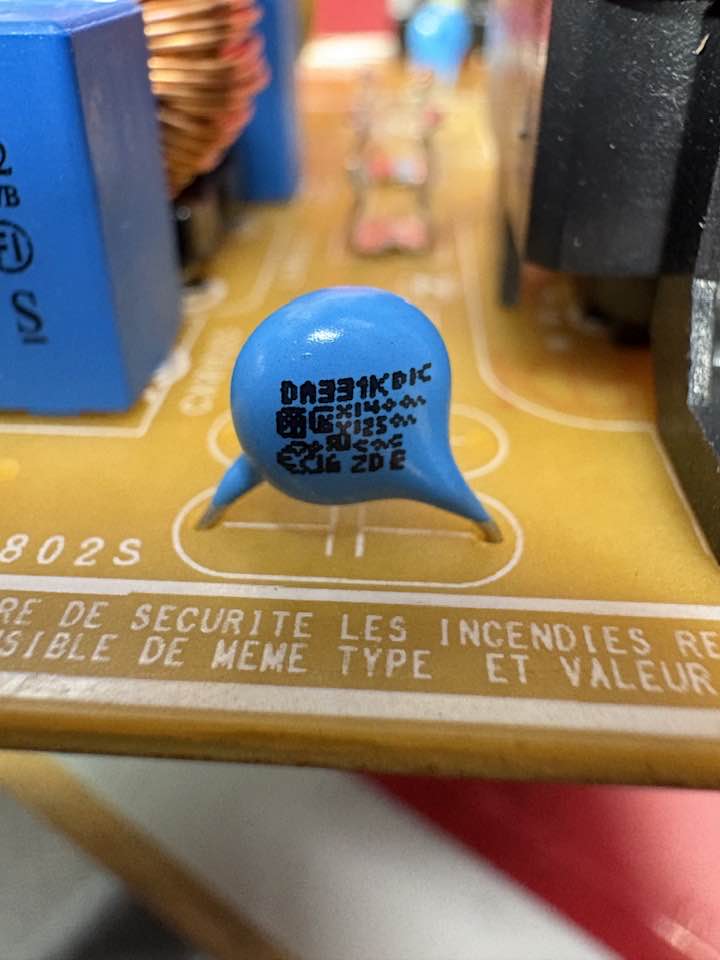 専用ページ② What is the correct way to measure the value of this capacitor?