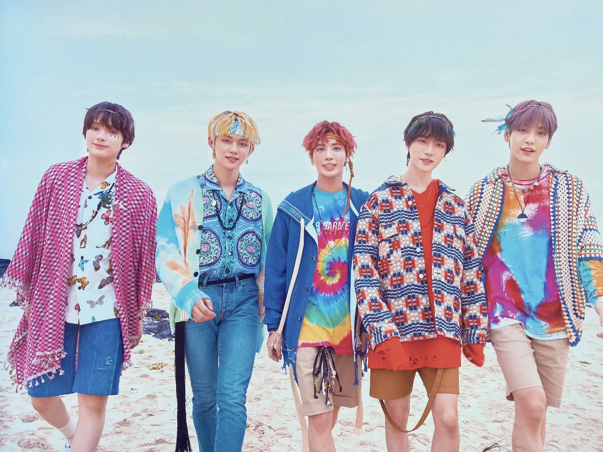 SCAN] The 2nd Photobook H:OUR Little Fairies 