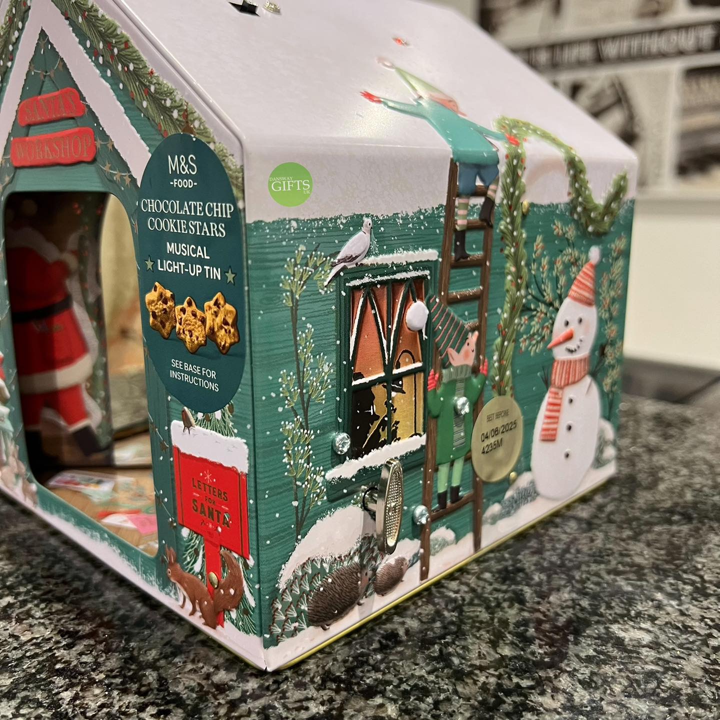 NEW Santa's Workshop Musical & Light Up Biscuit Tin