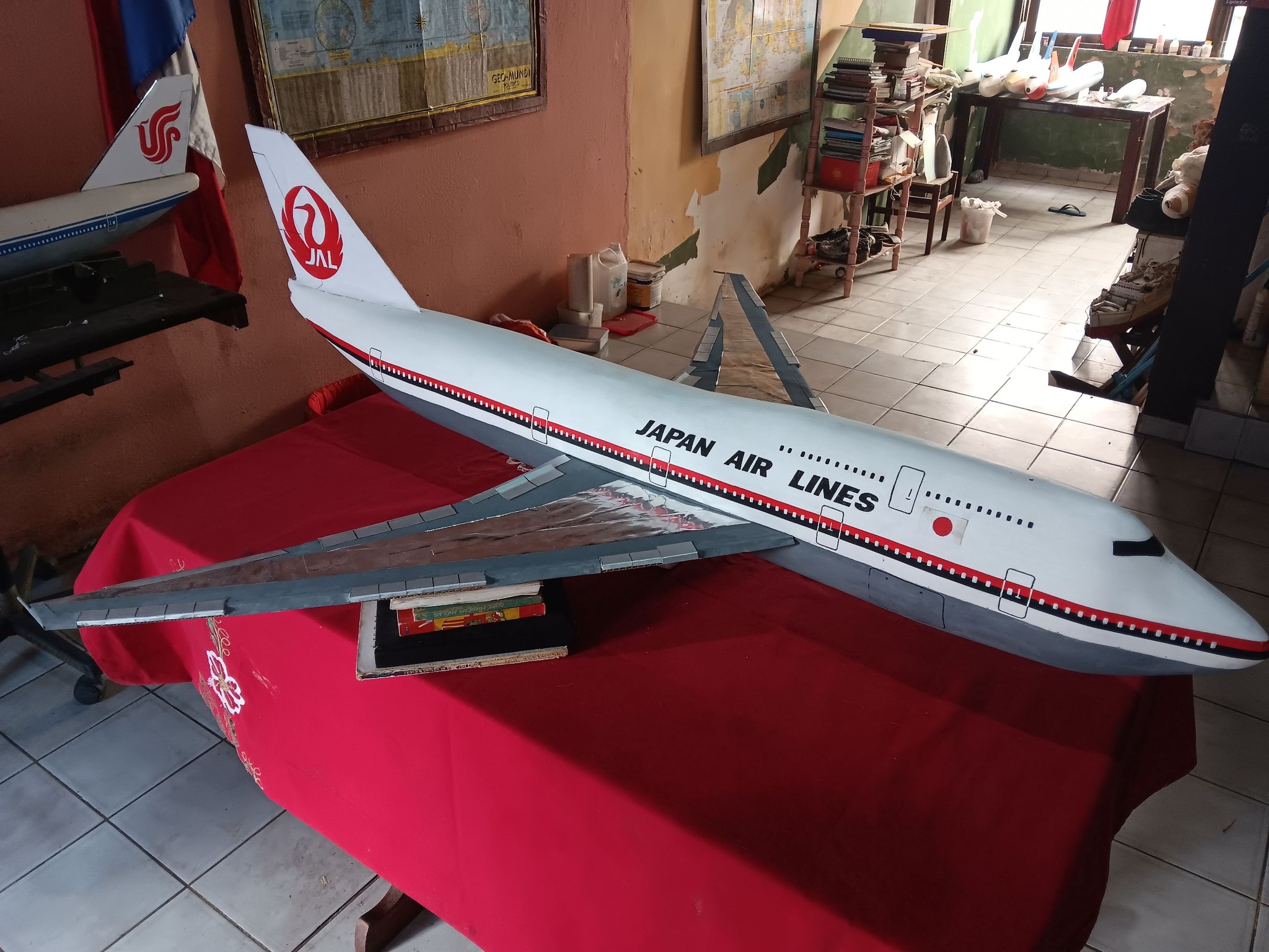 JAL b747-400 papercraft scale: a4: 1.200 a3: 1:144 Design by SNP200