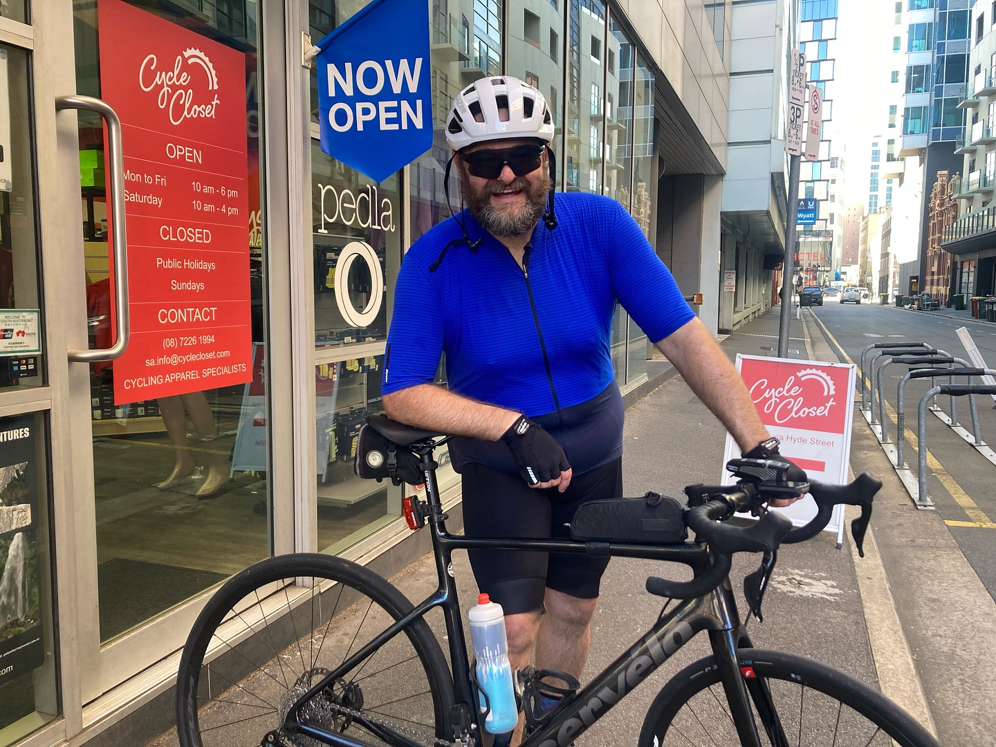 POC essential cycling rain jacket 大きかれ サイズS黒