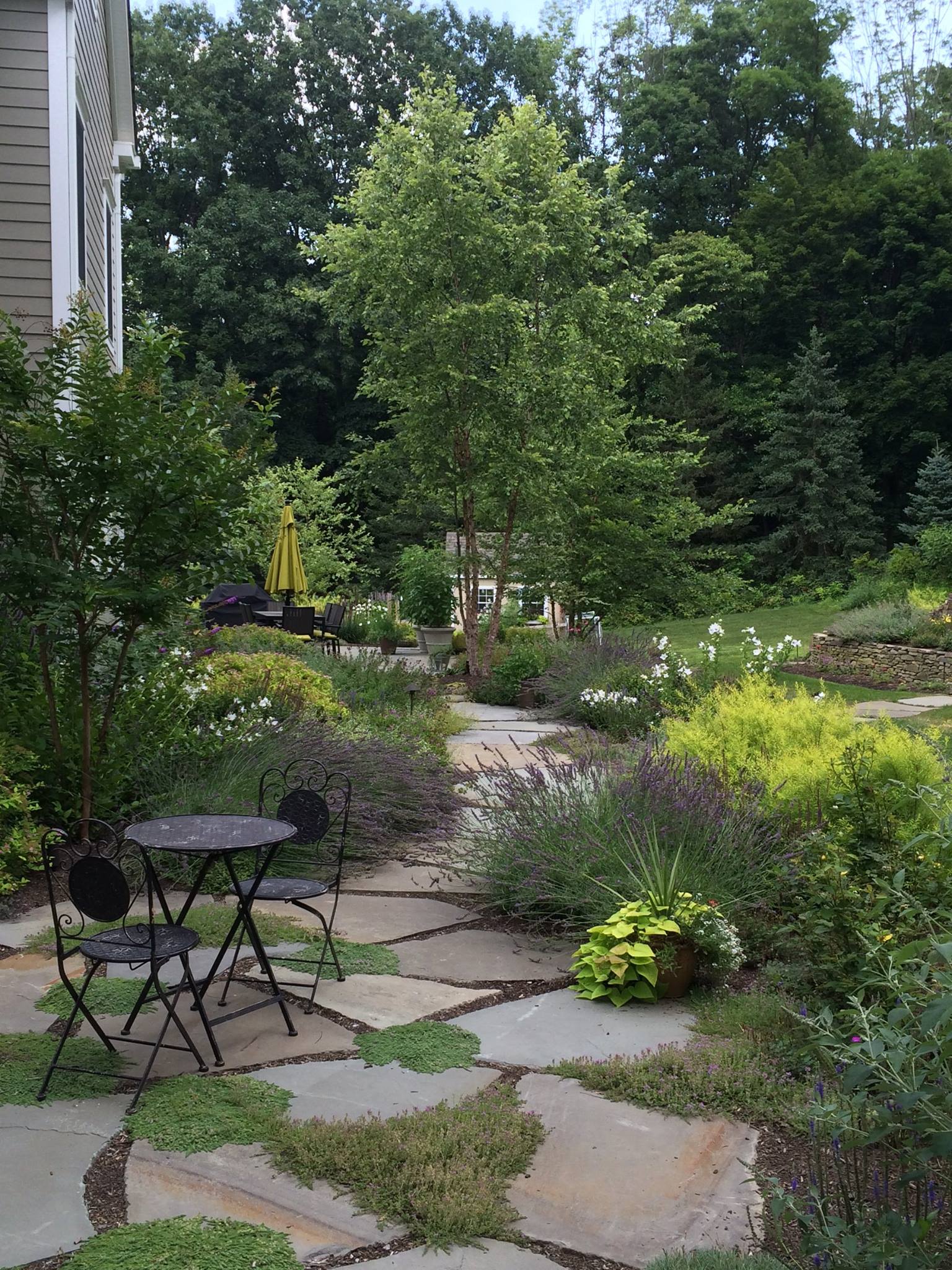 Dear Garden Associates, Inc | Pipersville PA