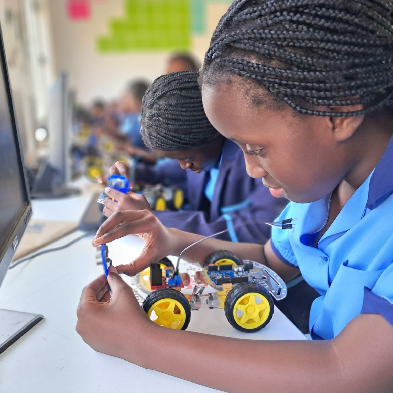 This holiday, discover the world of Programming and Robotics with us, a ...