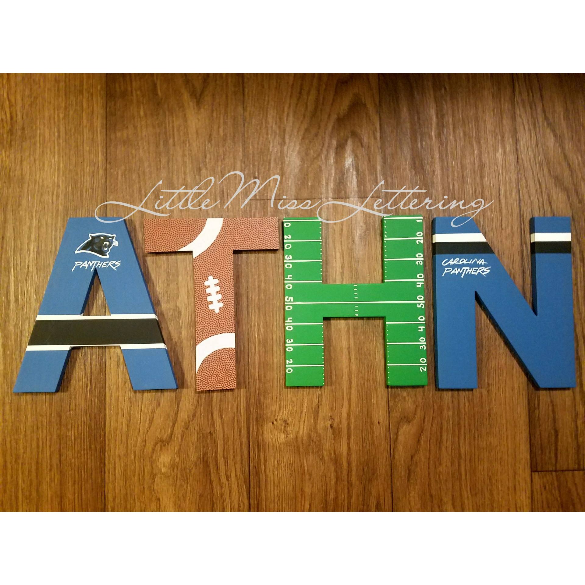 🏈🏈🏈 . . . 🎨🖎🏽 💙💚💛 🏼🎨 . . .... - Little Miss Lettering