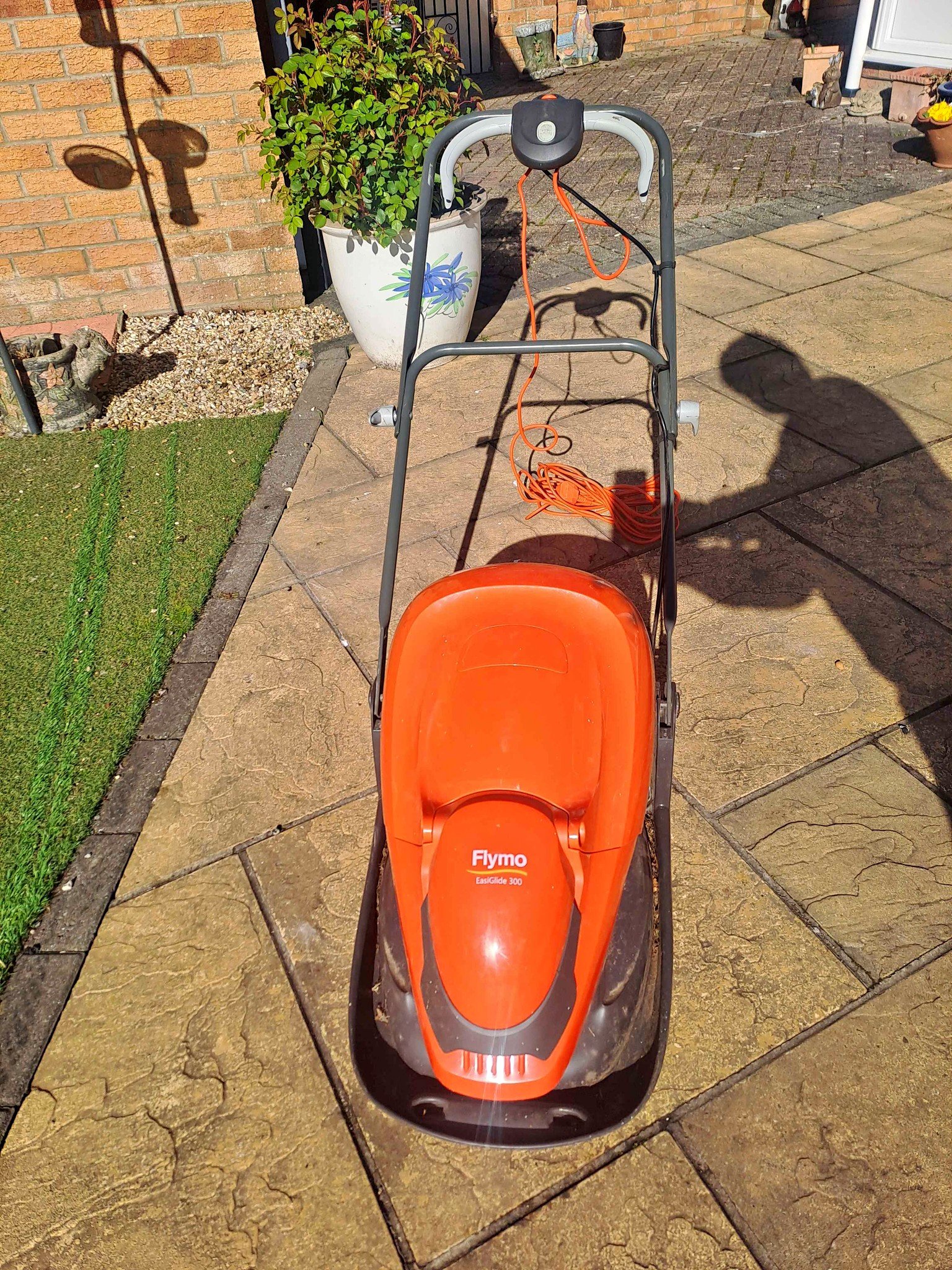 FLYMO Easyglide 300 - Lawn Mowers - Verwood, Dorset | Facebook ...