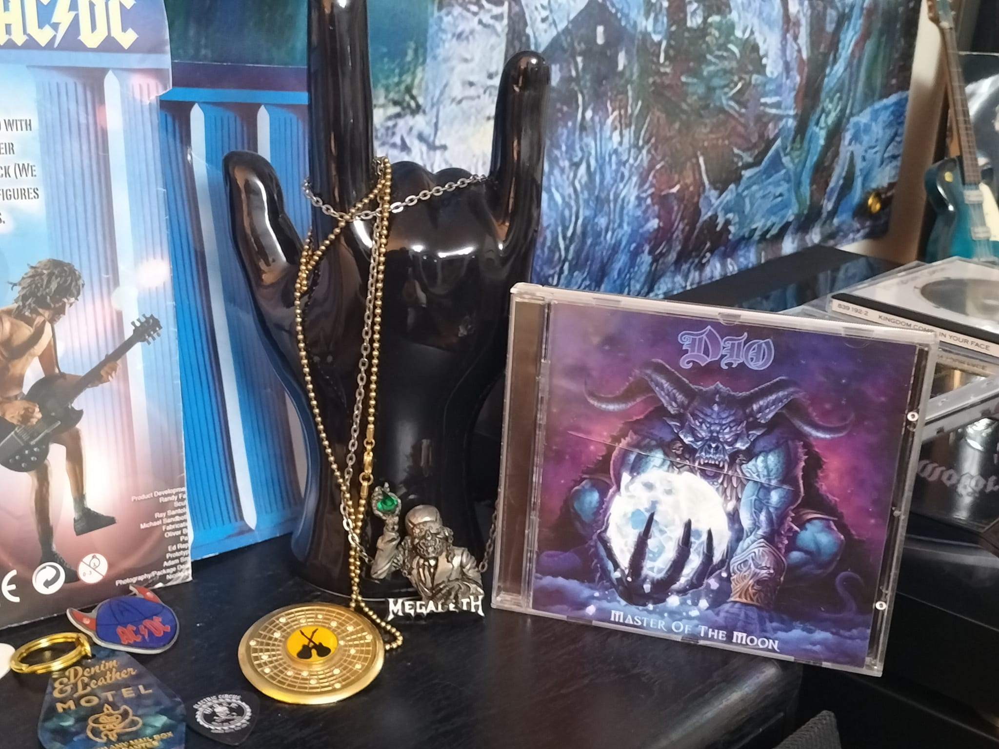 DIO - Intermission Dio live is perfect!!! This unreleased song