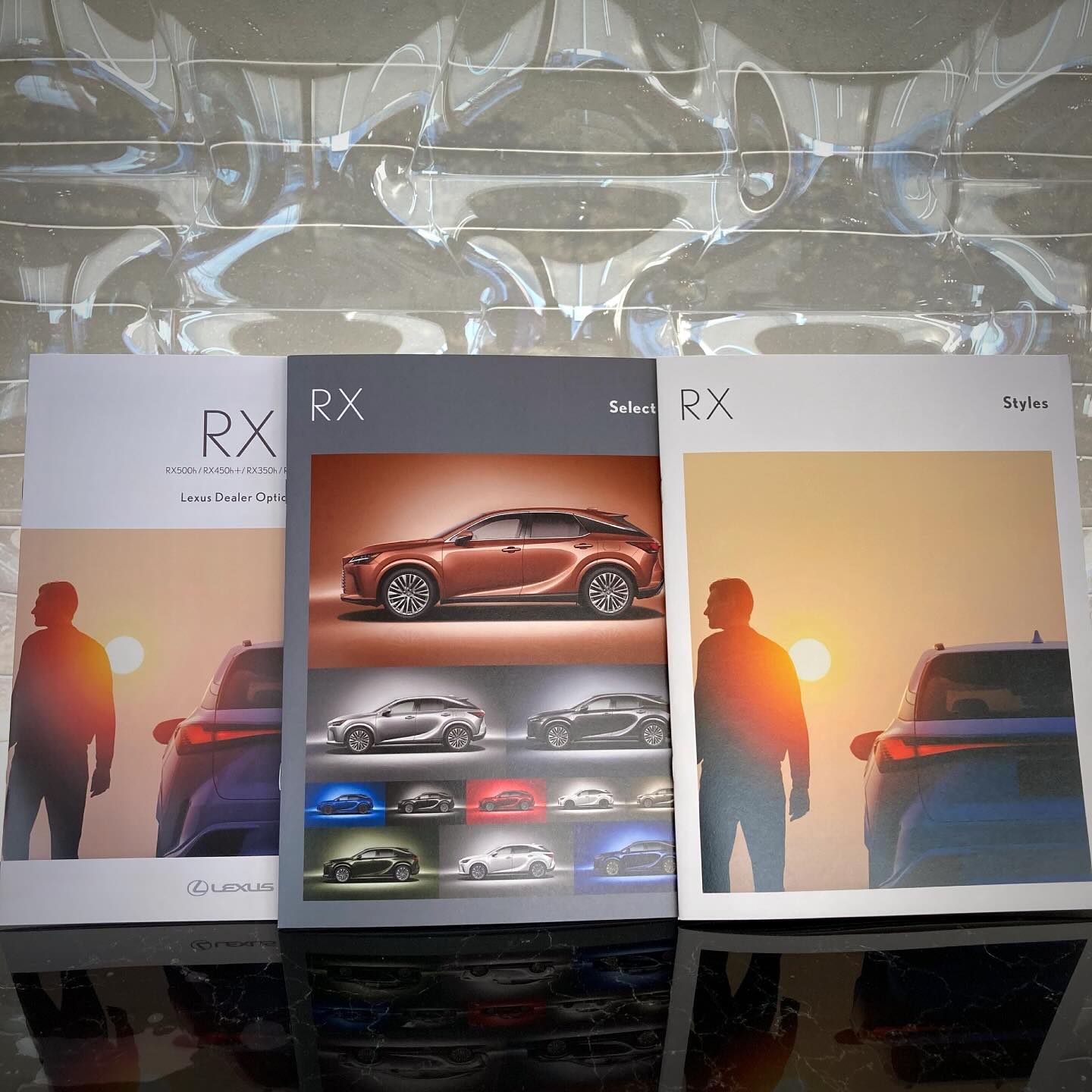 レクサス帯広 - 【New RX Debut】 皆様こんにちは、レクサス帯広でございます。 @lexus_obihiro 本日は昨日一部改良し ...