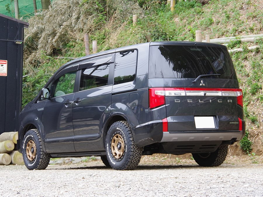 三菱 デリカD:5 シャモニー ホイール: エクストリームジェイ XJ07