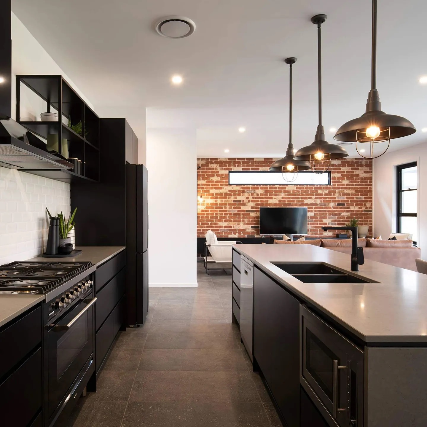 Designer Brick and Stone - distributor for PGH Bricks