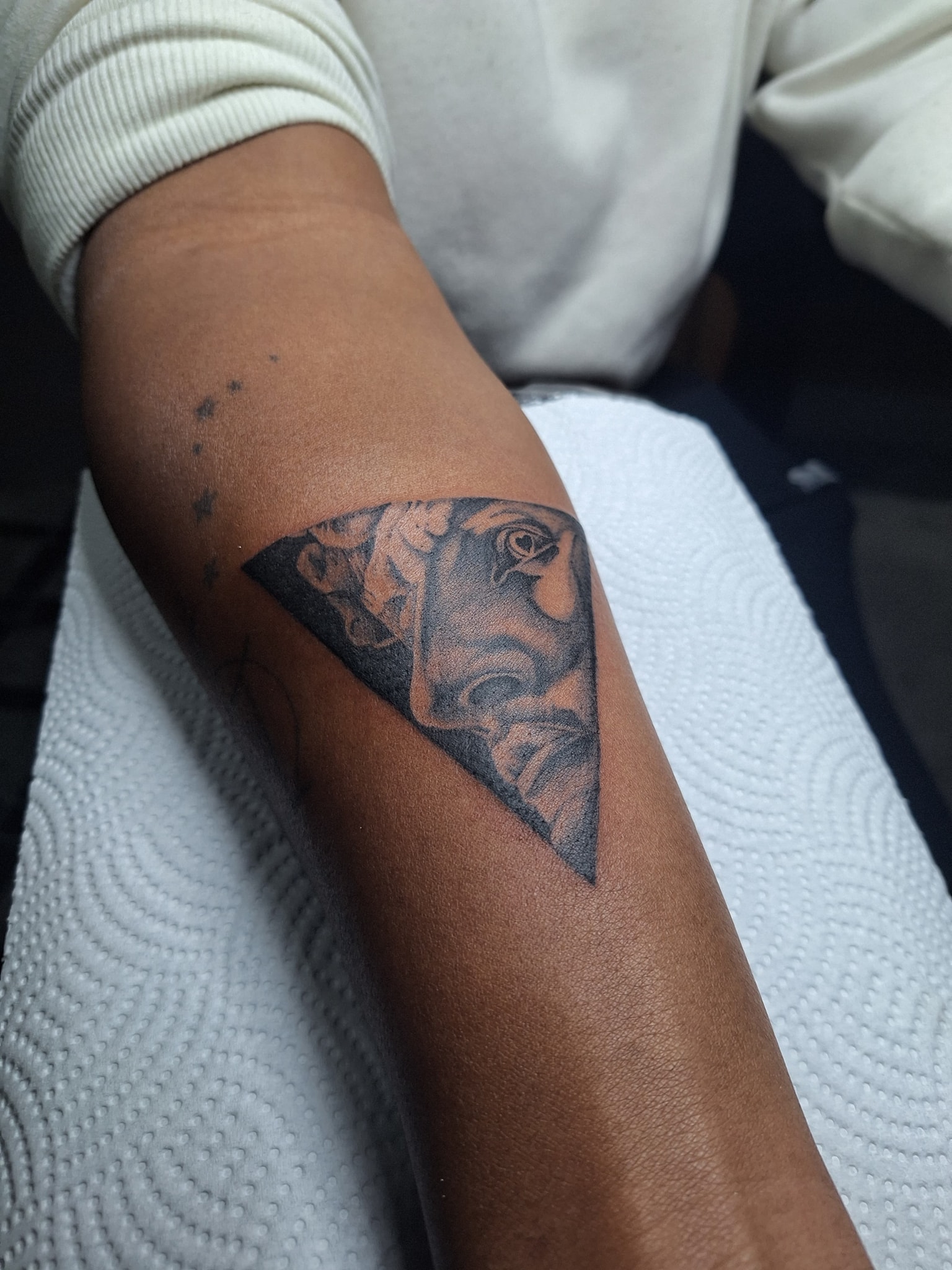 Rogan - 𝕿𝖆𝖙𝖙𝖔𝖔'𝖘 𝖇𝖞 𝕽𝖔𝖌𝖆𝖓 INK ______________________________ 𝗧𝗢 𝗕𝗢𝗢𝗞 𝗔𝗡 ...