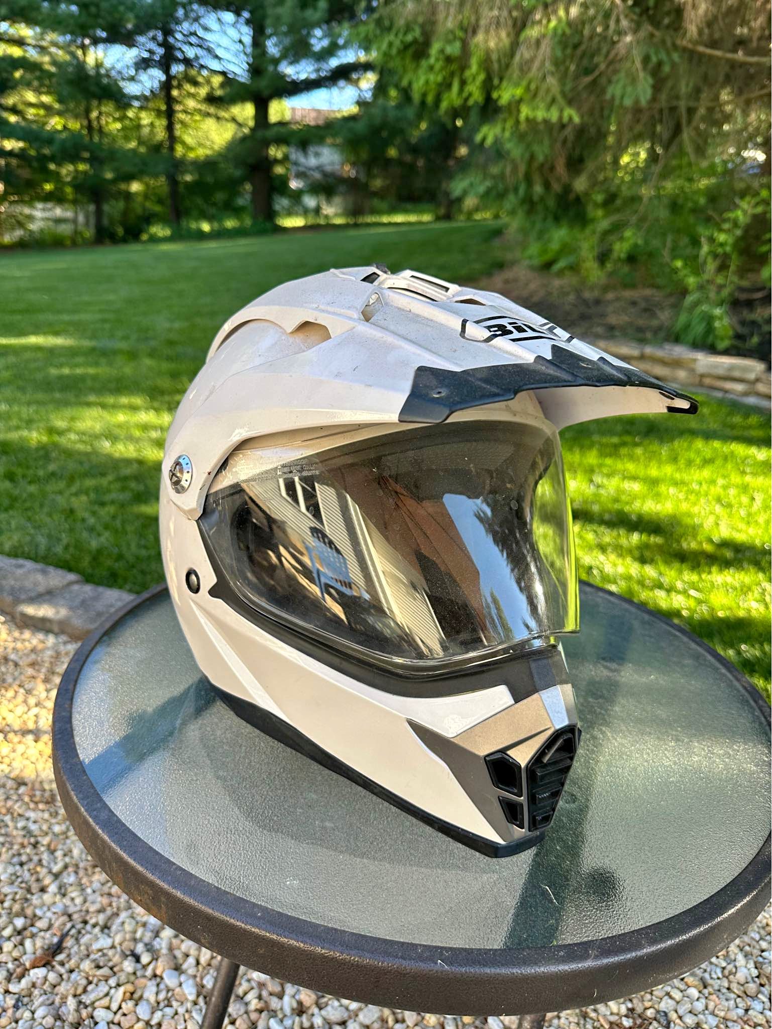 bilt motorcycle helmet BILT: Helmets & Shields BILT Nomad Modular Helmet The BILT Nomad Modular Helmet features an all new Bilt Motorcycle Helmet - Bicycle