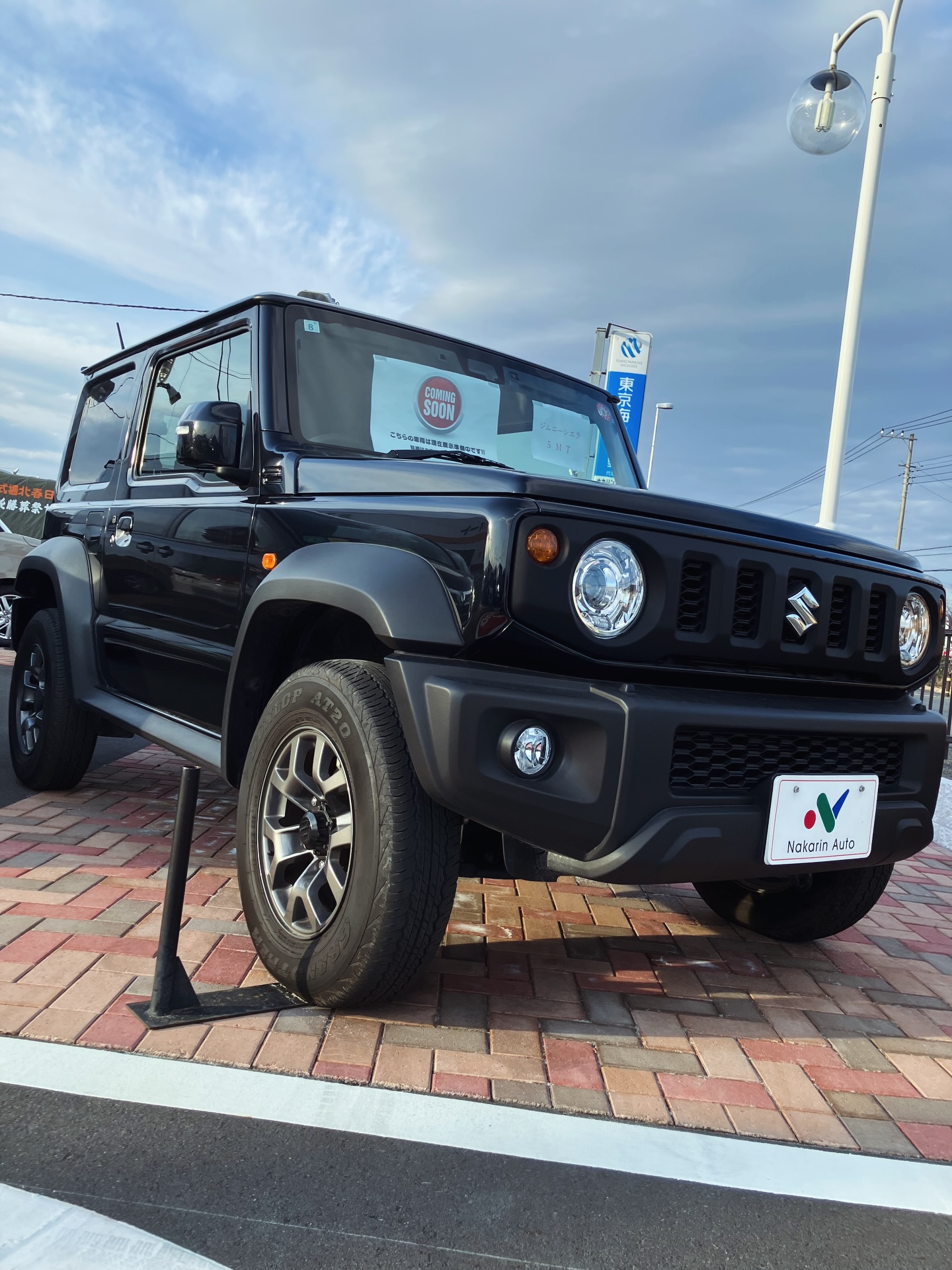ジムニーシエラ入庫しました? 5MT車です? 純正8型ナビ 低走行 程度 