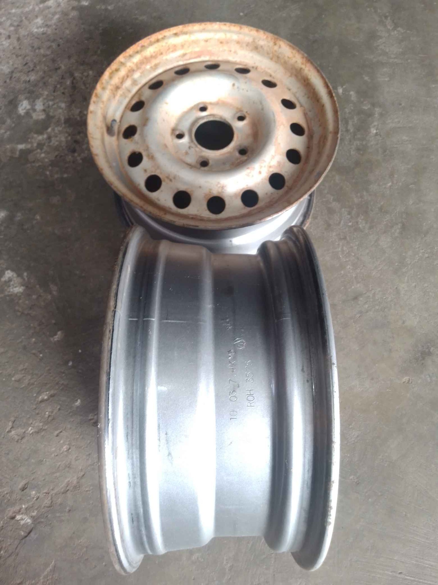 (4) Commodore Rims. - Car Wheels, Tires & Parts - Perth, Western ...