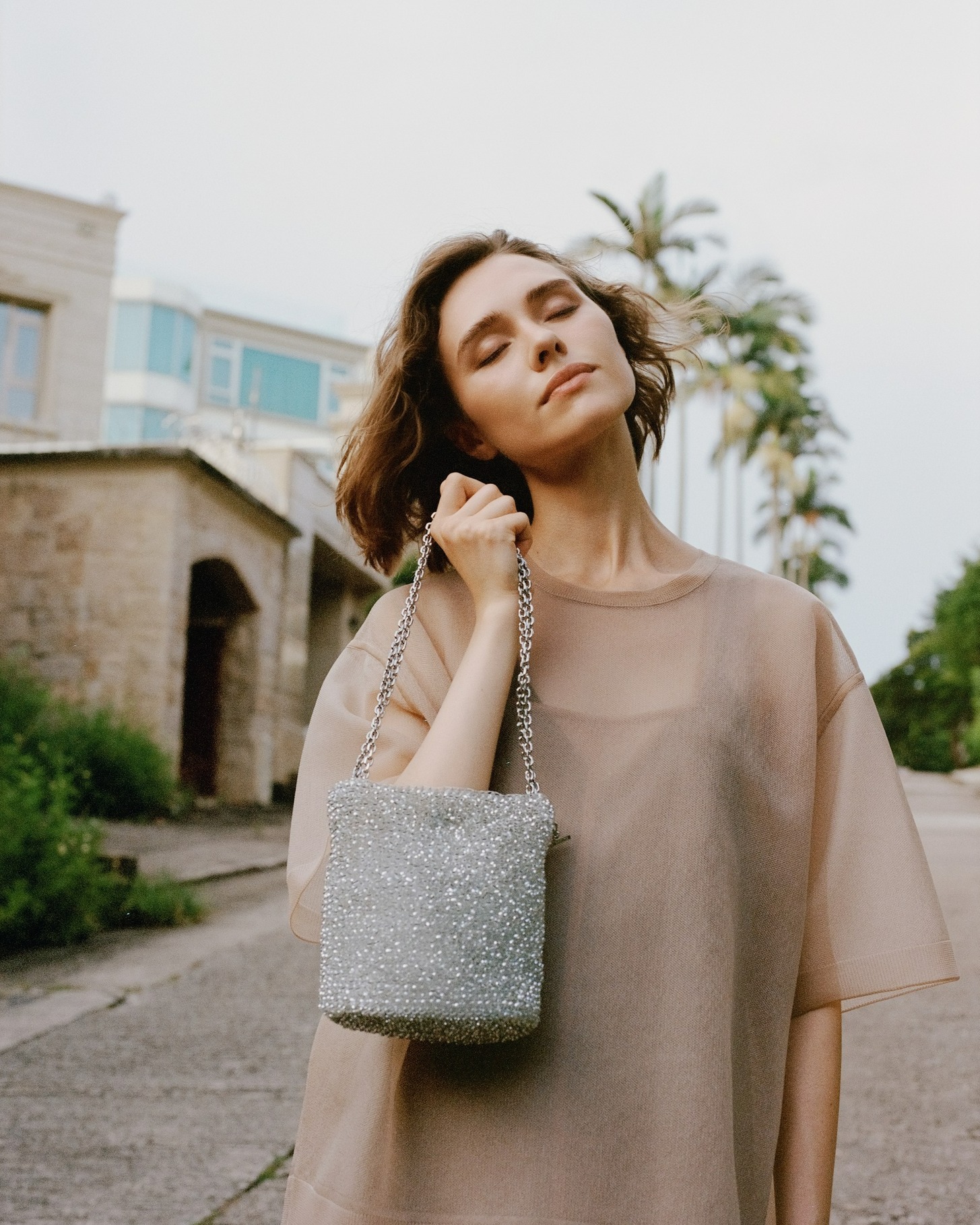 Enjoy your summer sophistication with the radiant SECCHIO STILOSO 