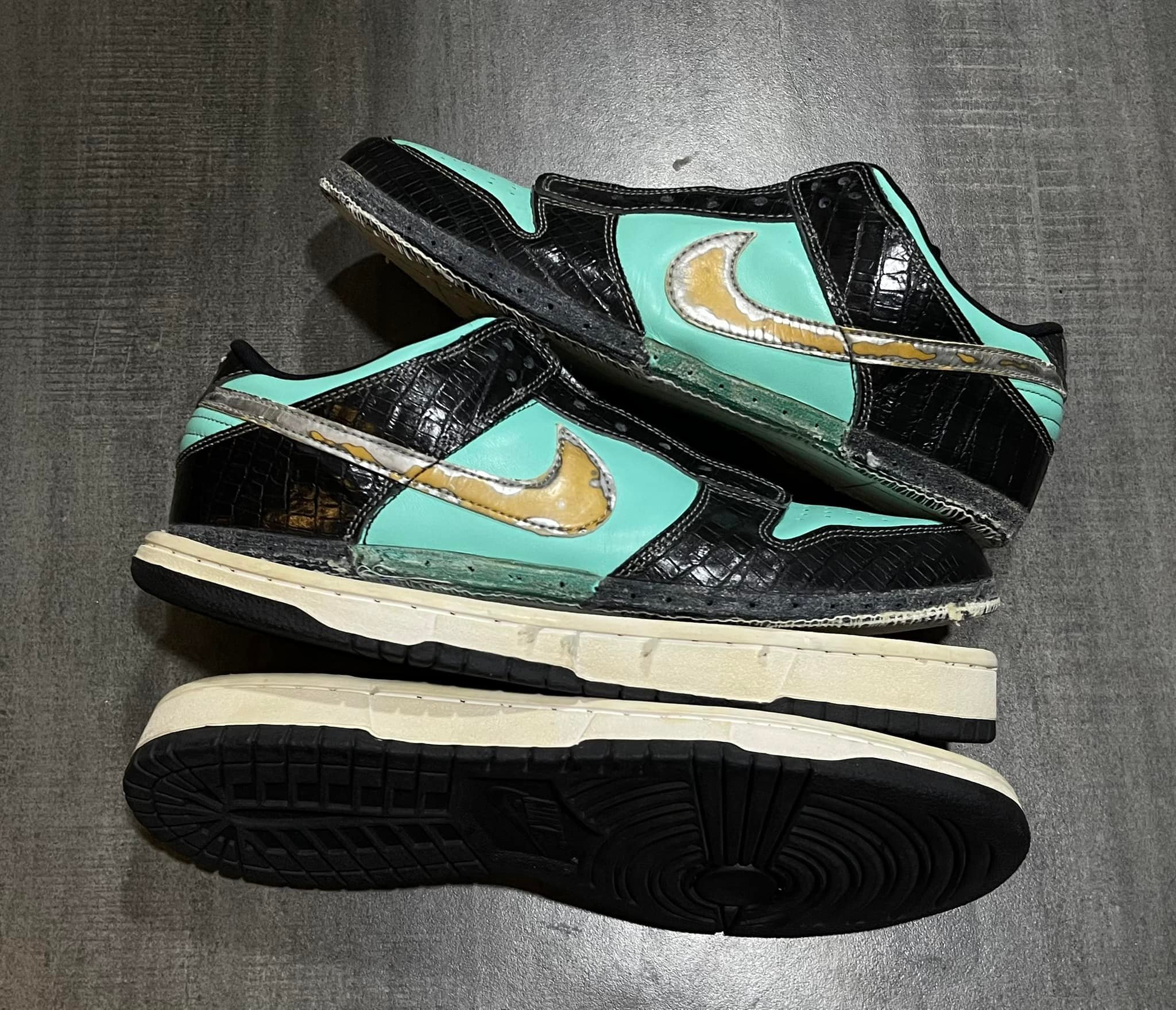 Complex Sneakers #1 Nike Sb Dunk Low of All Time 2005 Nike Sb Dunk 