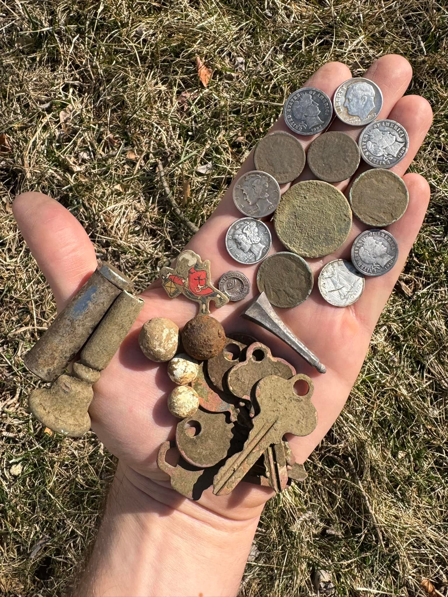 Metal Detecting The Treasure Hunters | Tough week here in NJ searching ...