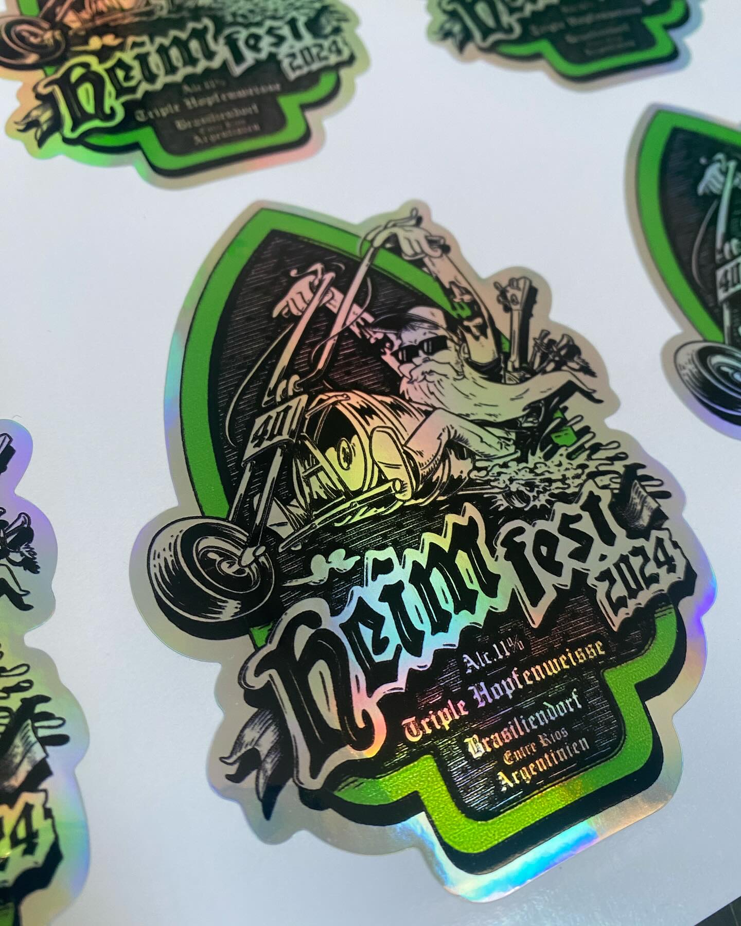 Acople - • Los stickers con mas onda!!! Los holográficos 🤩...