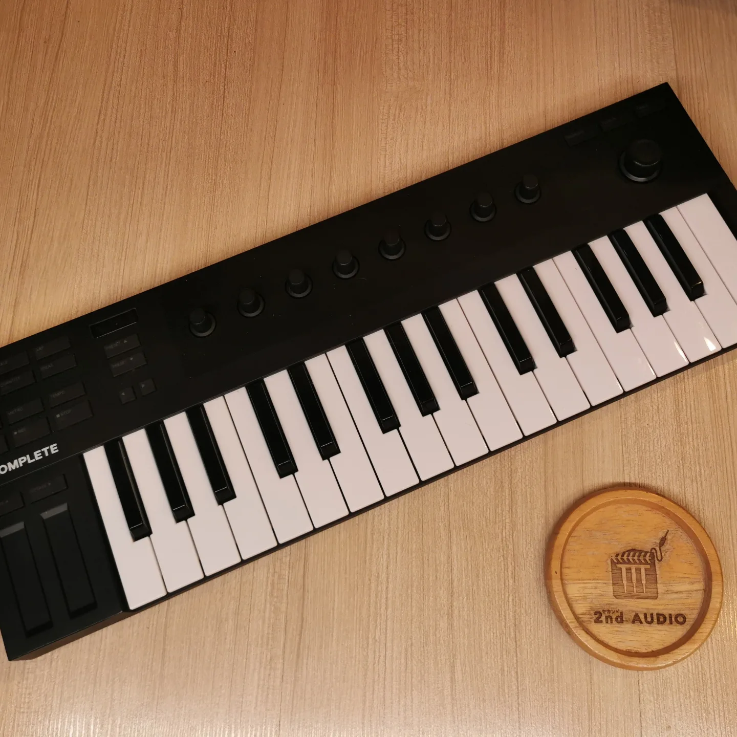2nd Audio - Native Komplete Kontrol M32 Keyboard midi... | Facebook