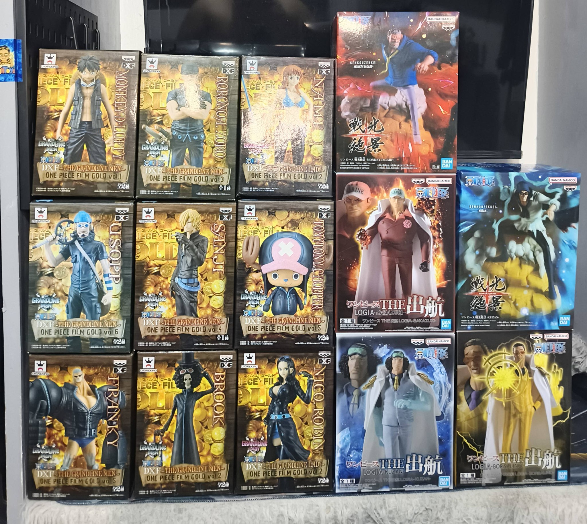 DanToys - BIB ONE PIECE FILM: GOLD DXF: SH CREW - SET OF 9 (2016